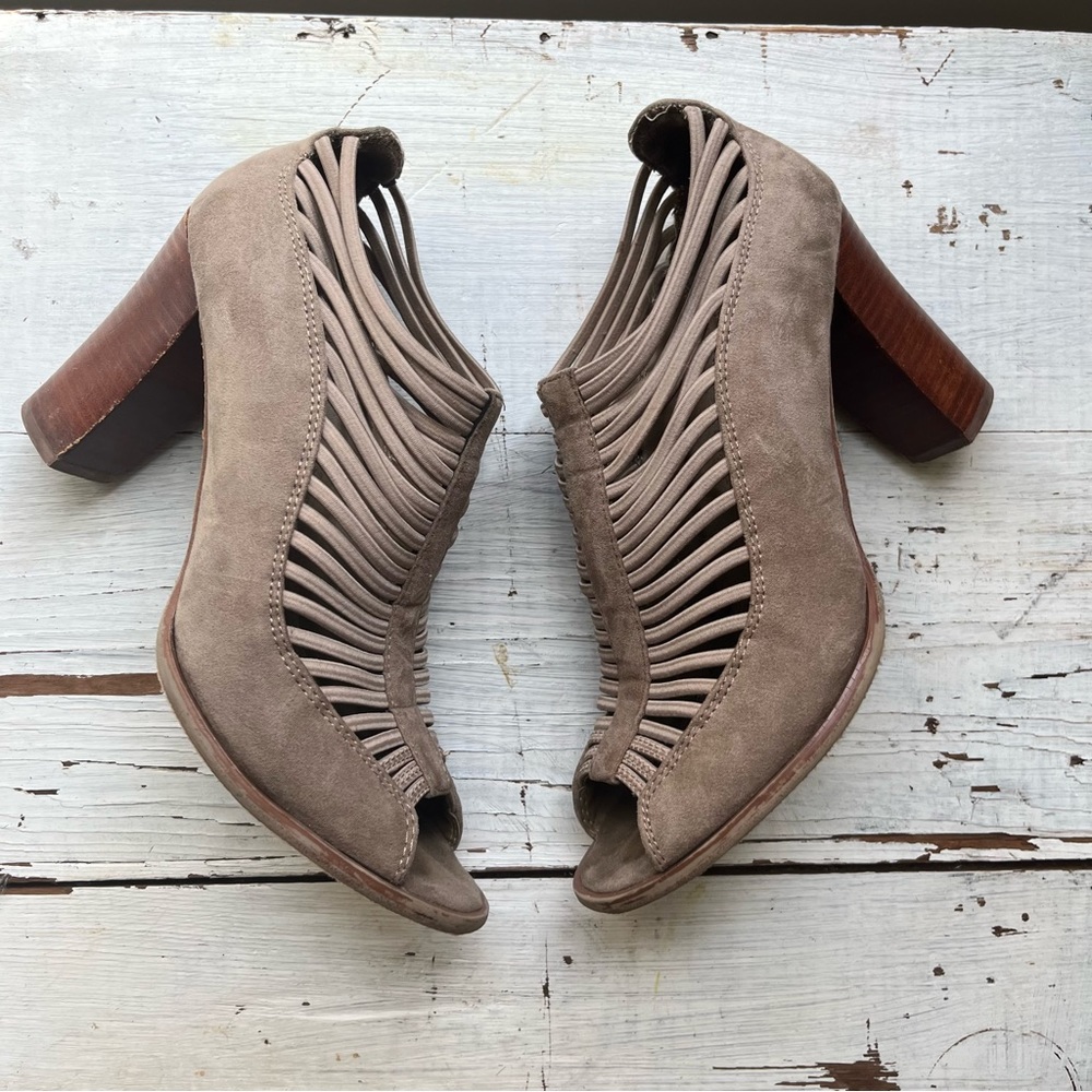 MIA 'Shellie' Gray Taupe Elastic Strap Caged Open Toe Bootie Block Heel Sandal